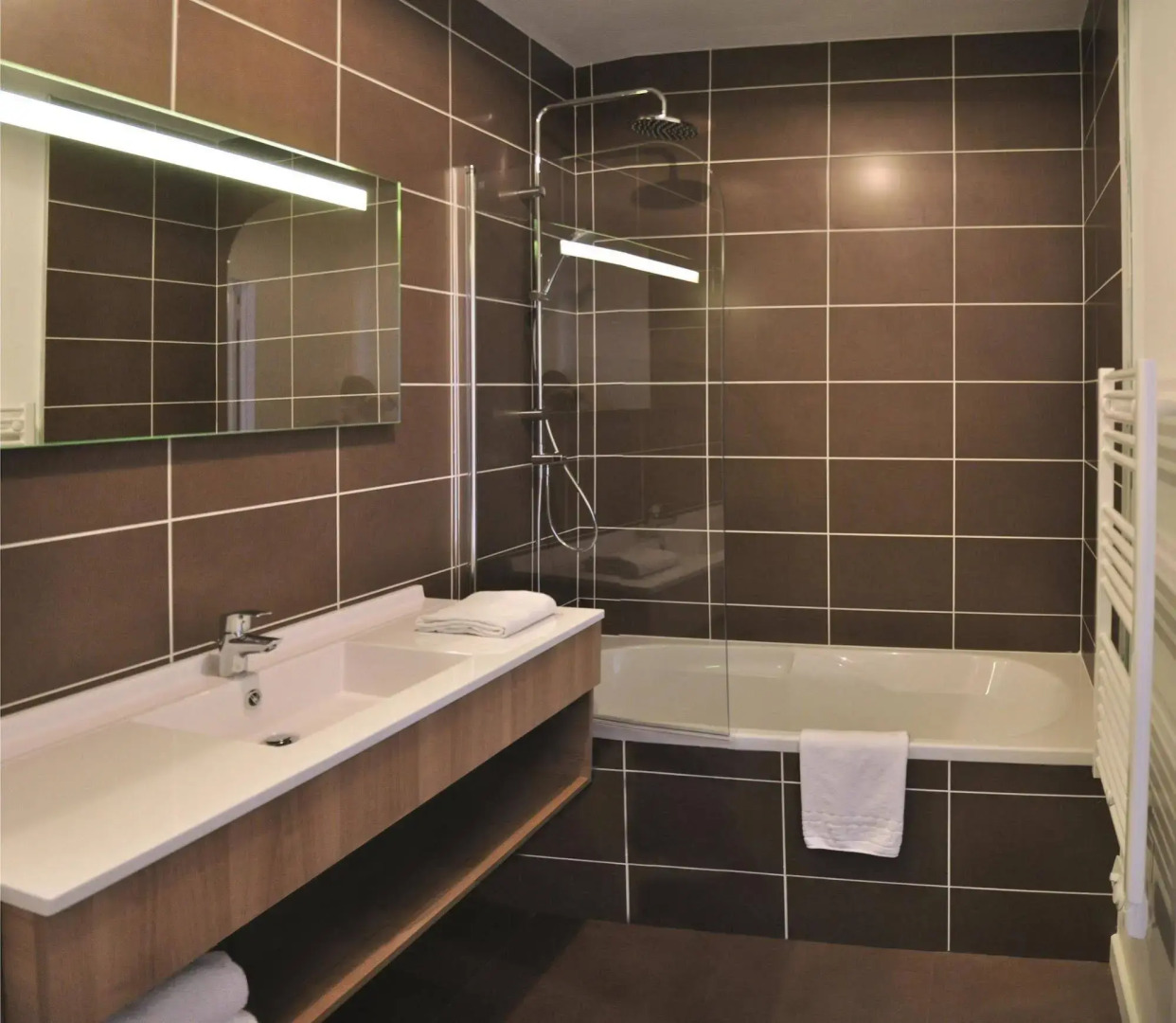 Golden Tulip Pornic Suites