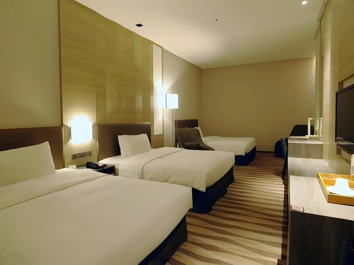 City Suites - Kaohsiung Chenai