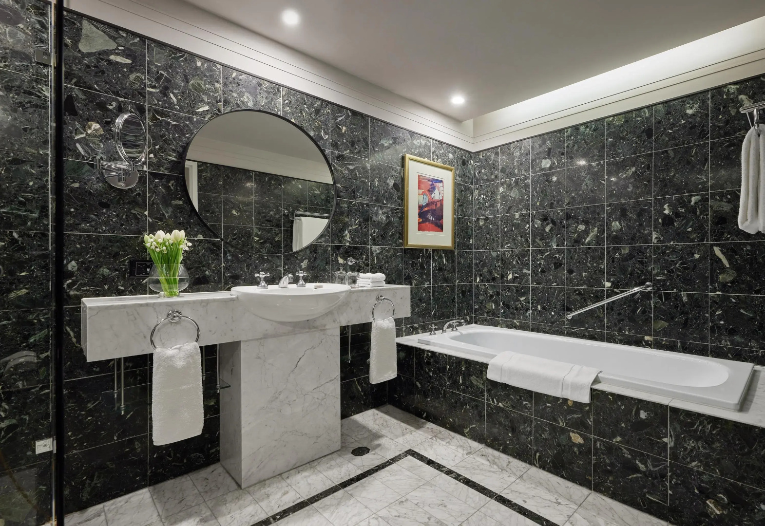 Hyatt Hotel Canberra - a Park Hyatt