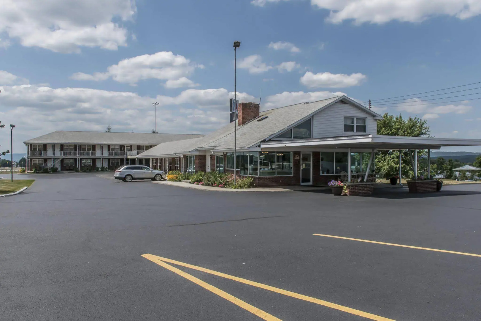 Quality Inn Breeze Manor