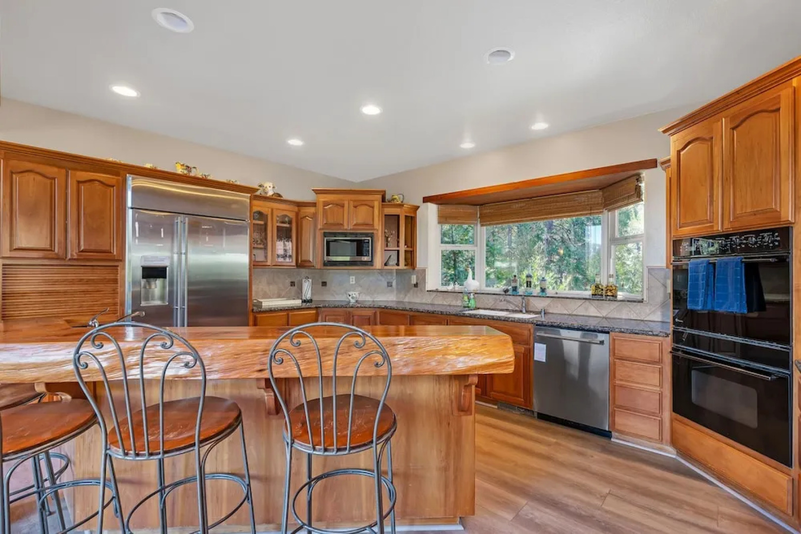 Gorgeous 5 BDR Travioli Mountain Retreat for 10!