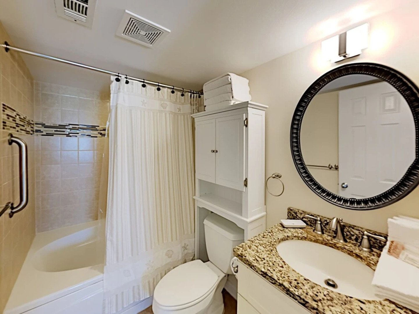 Sundunes Condominium