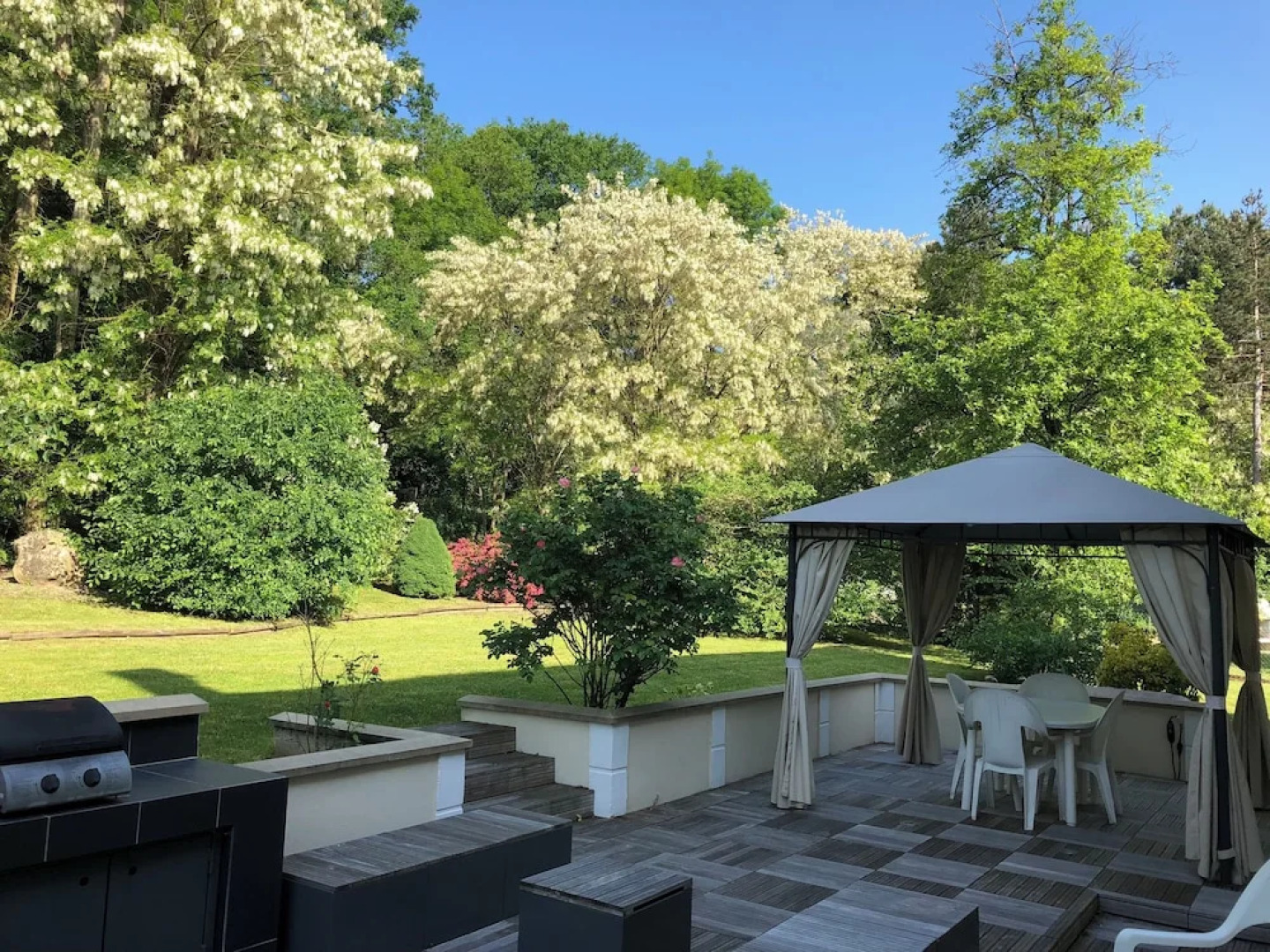 Au Petit Nid de Valaine