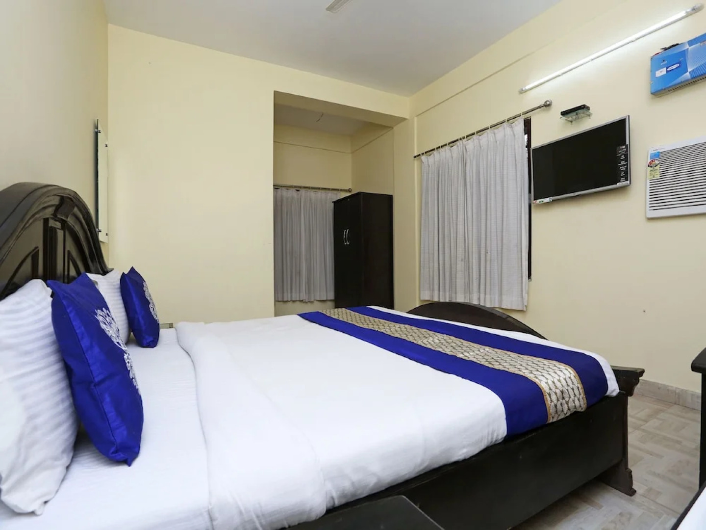 OYO Rooms Golden Beach