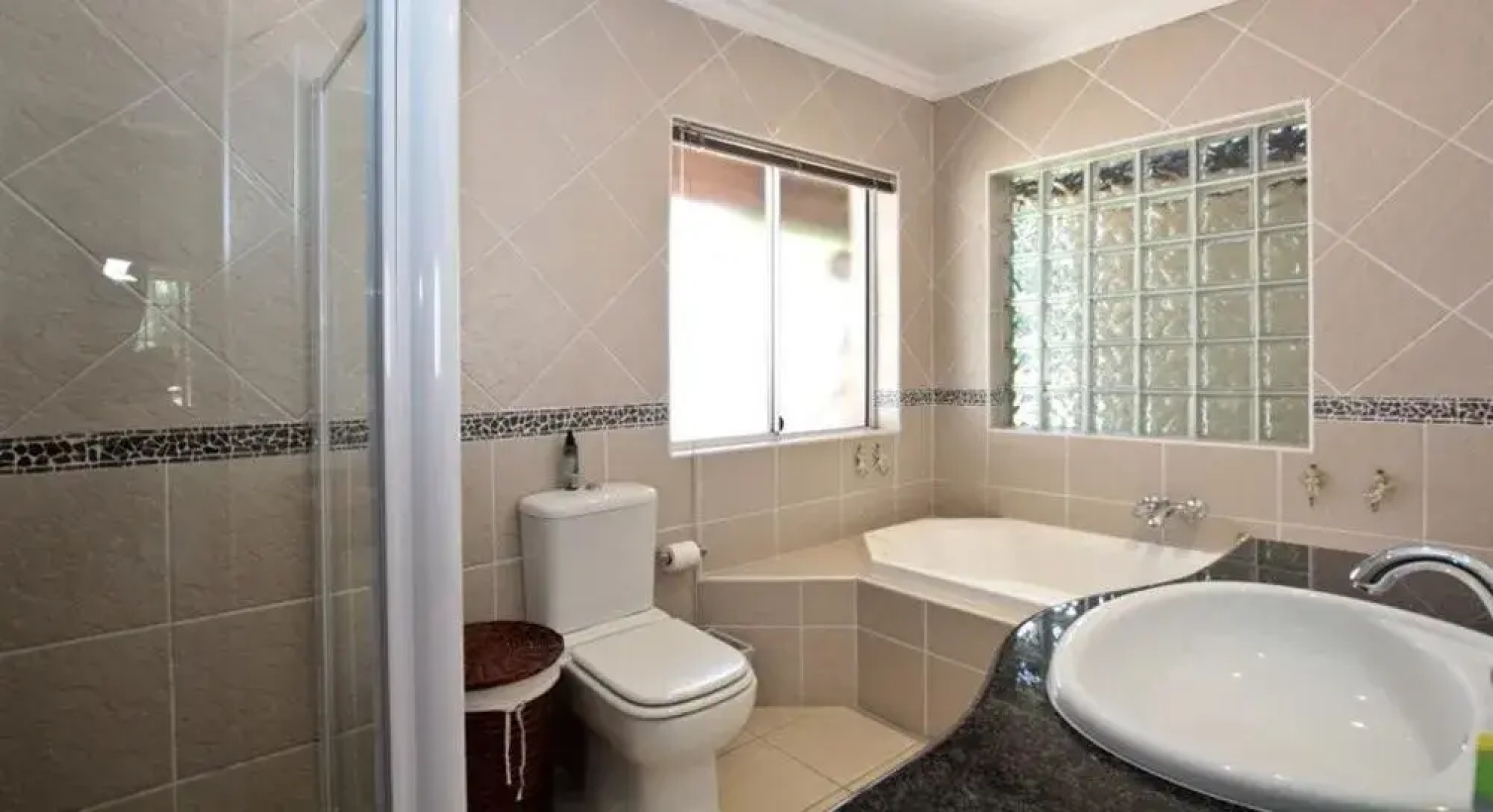 Villa Schreiner Guest House