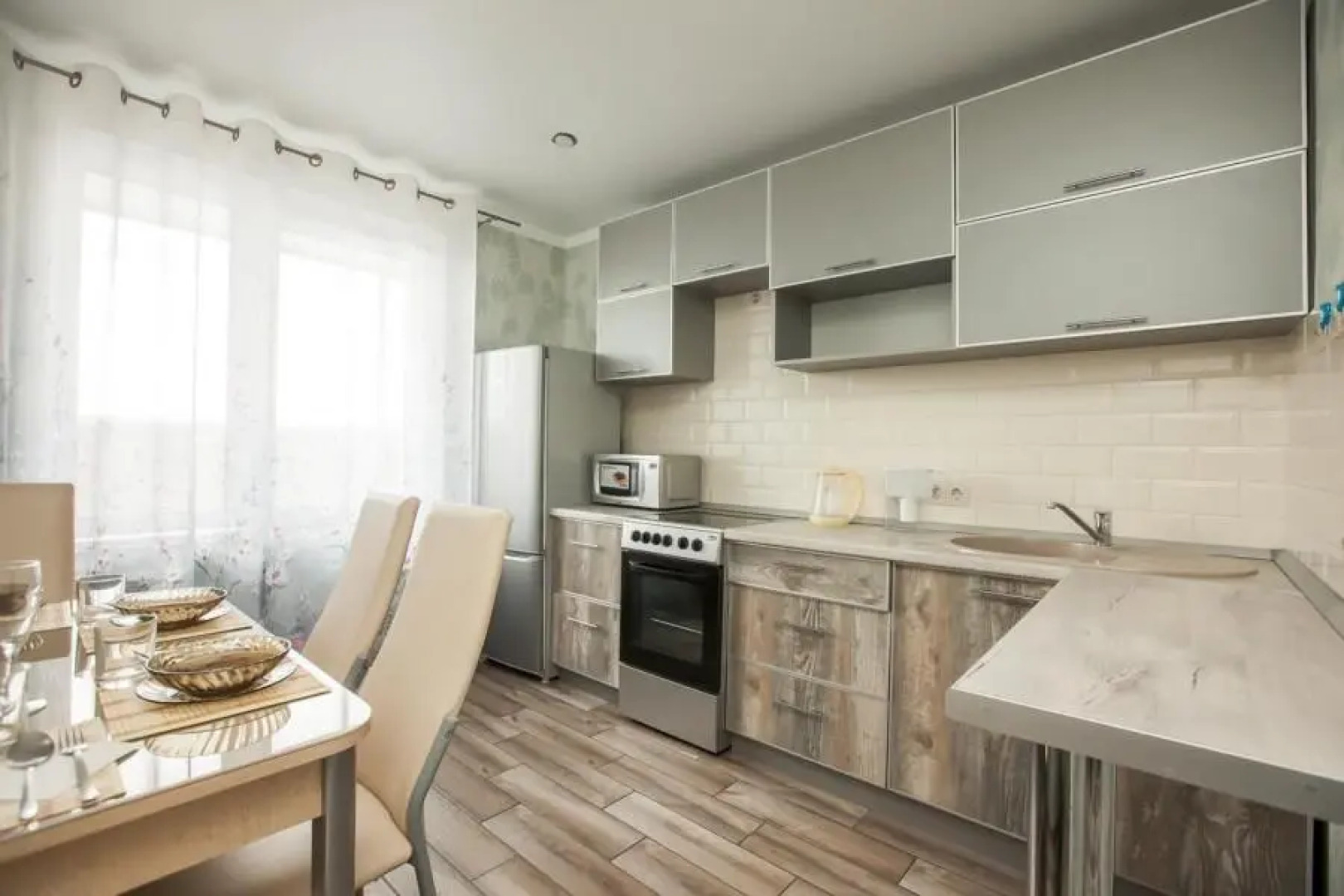 EasyRent (ИзиРент) на улице Ленинградская 68