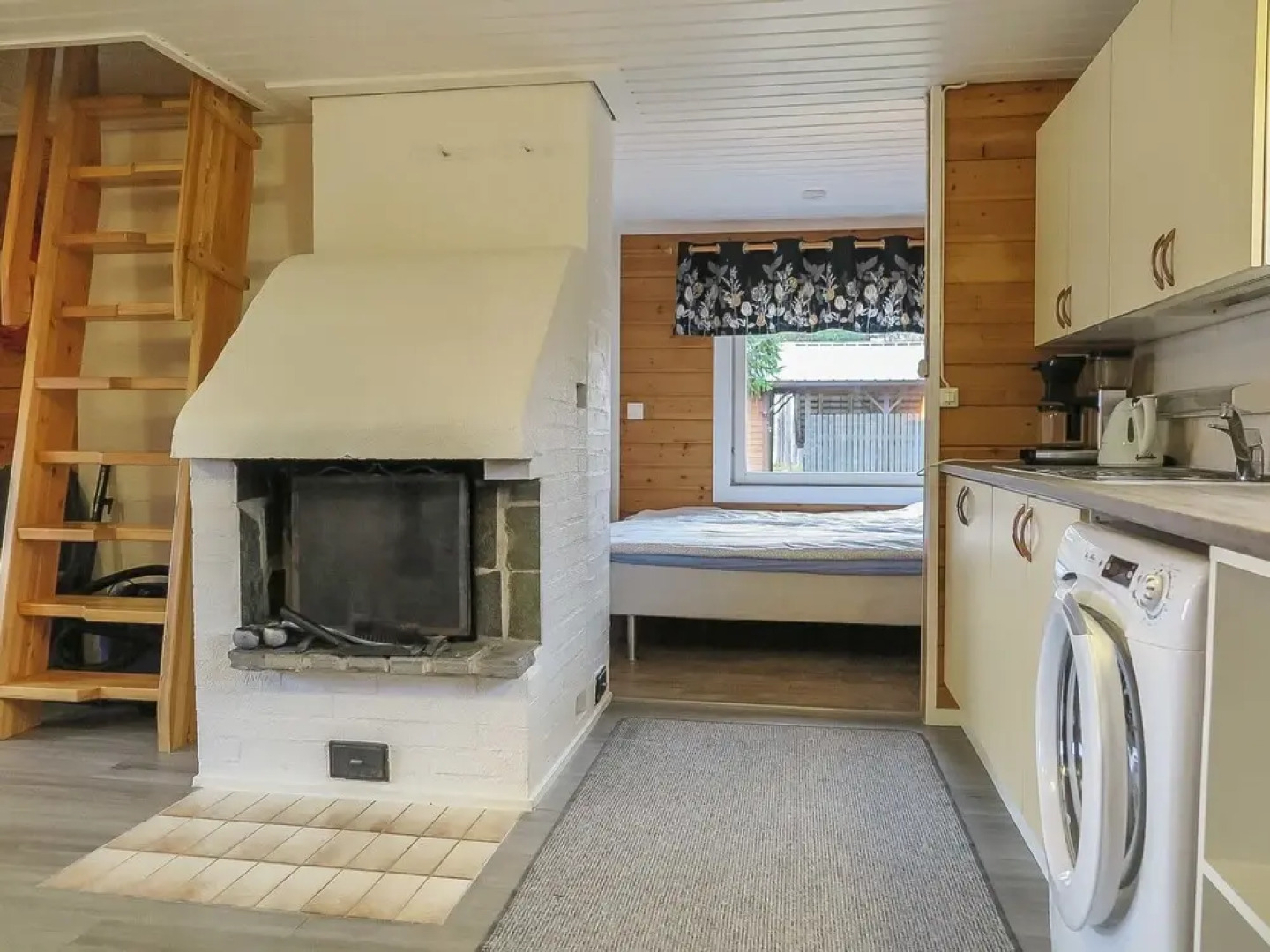 J Rvenp Muonio in Muonio