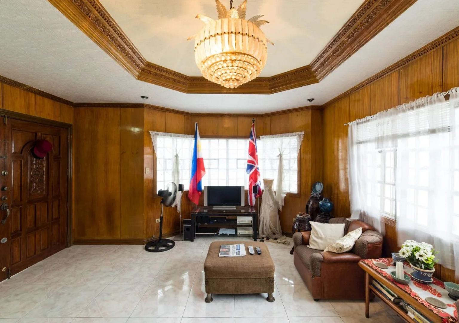 Geordies Hostel and Cafe