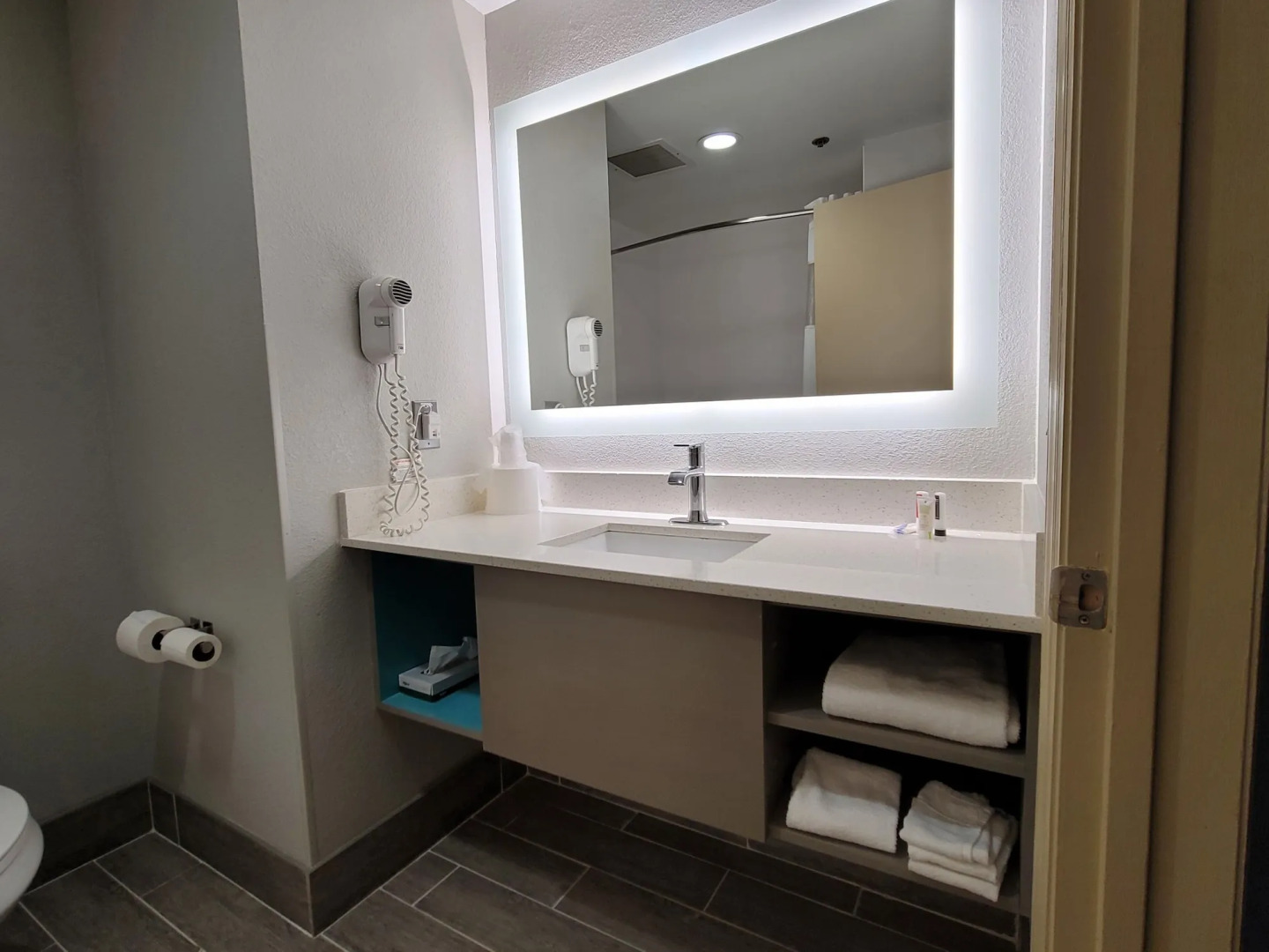 Clarion Pointe Franklin - Nashville Area