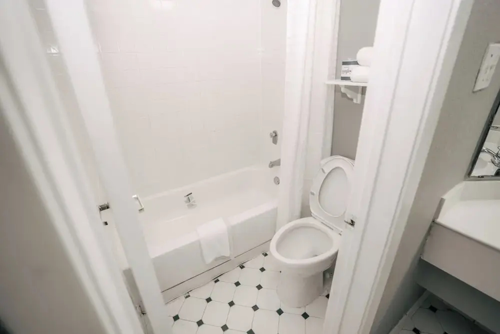 Howard Johnson Inn Peachtree/Norcross