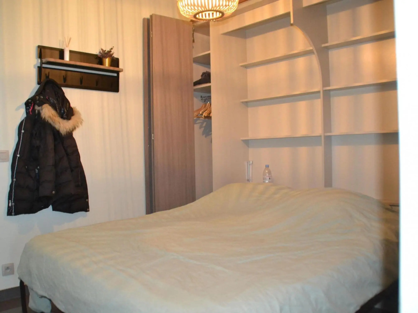 Romantic apartment in Blankenberge with sea-views