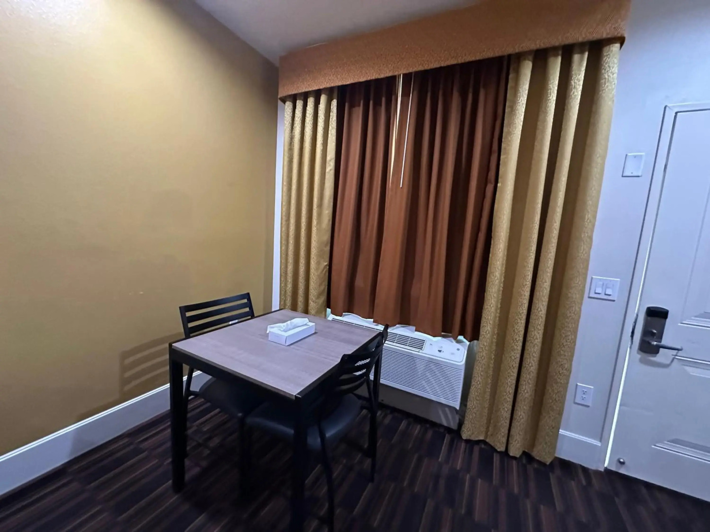 Scottish Inns and suites