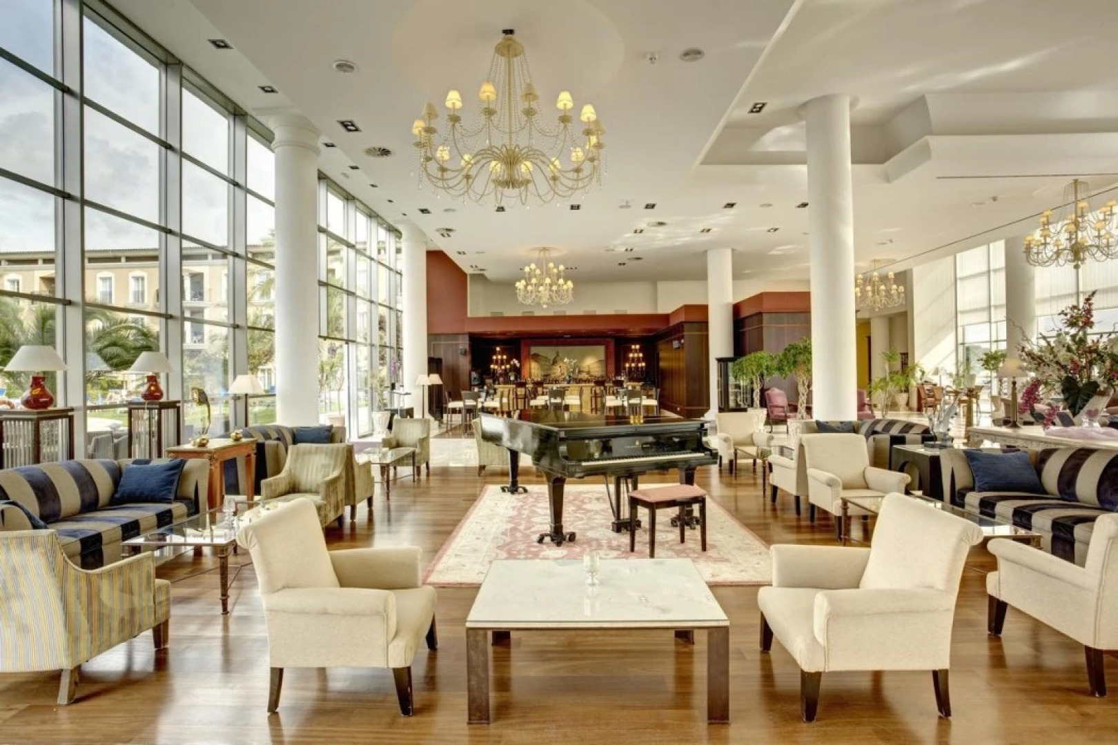 Grupotel Playa de Palma Suites & Spa