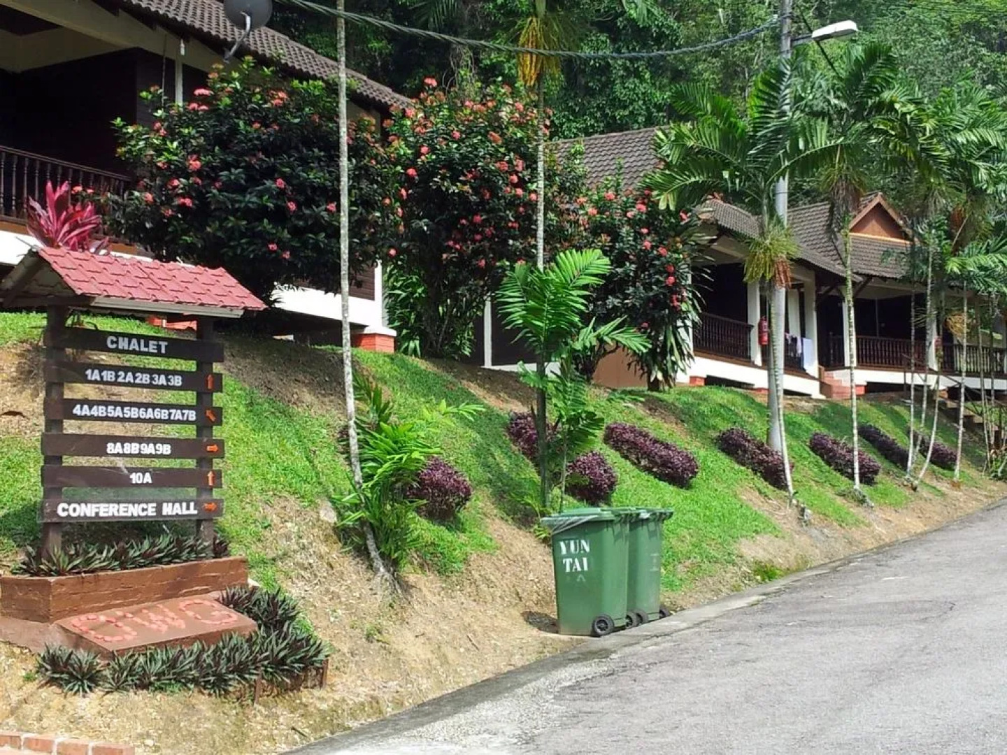 Kota Tinggi Waterfalls Resort