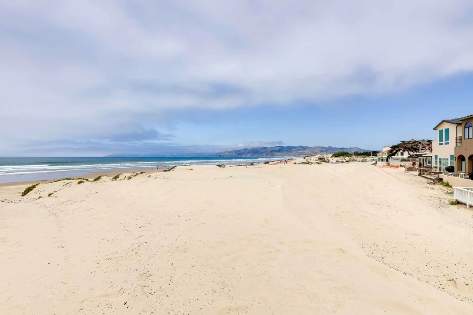 Between the Dunes: Breezy Beachfront Oceano Home!