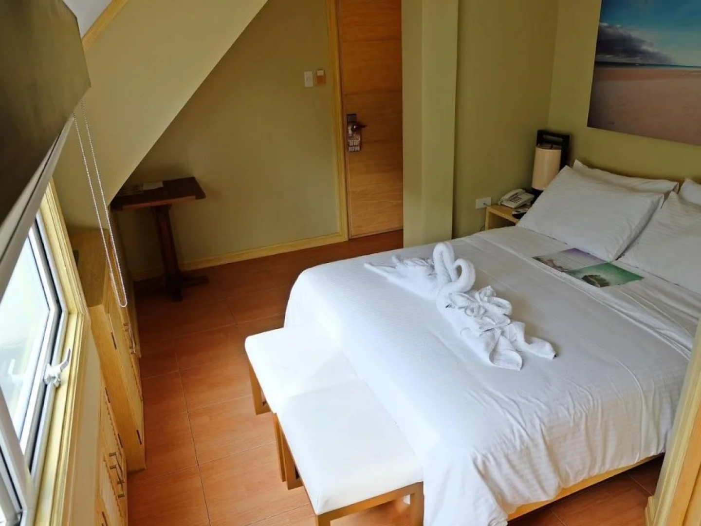 Shore Time Hotel
