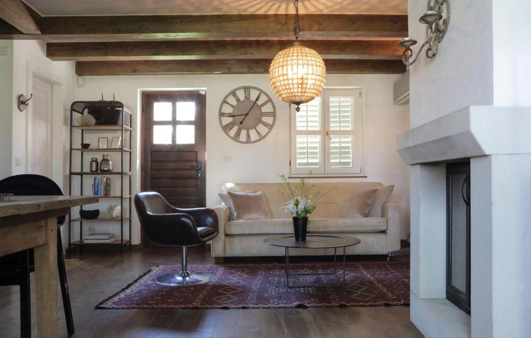 Stunning Home in Liznjan With Sauna, Wifi and 4 Bedrooms