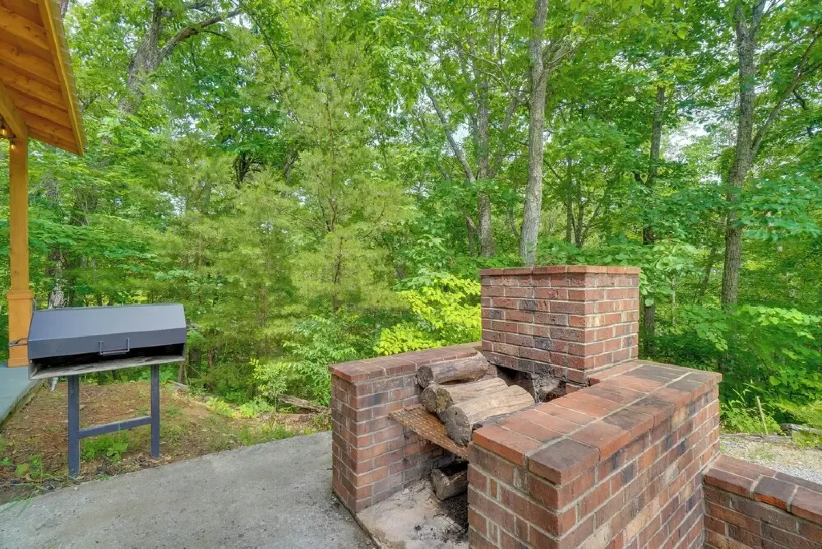 Sevierville Home w/ Hot Tub & Game Room!