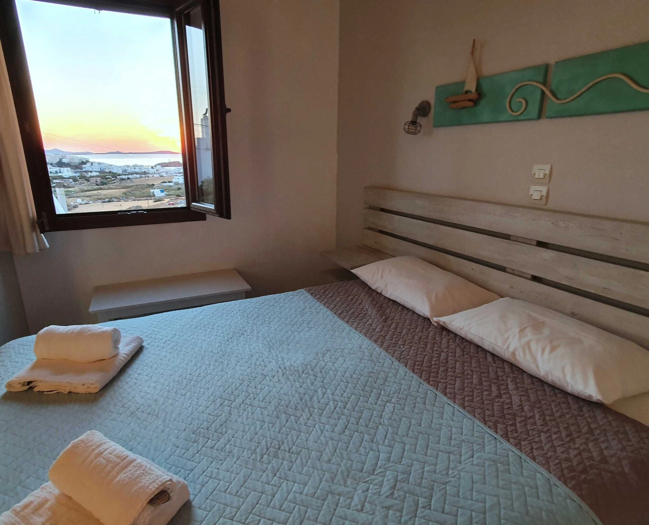 Petros Studios & Suites