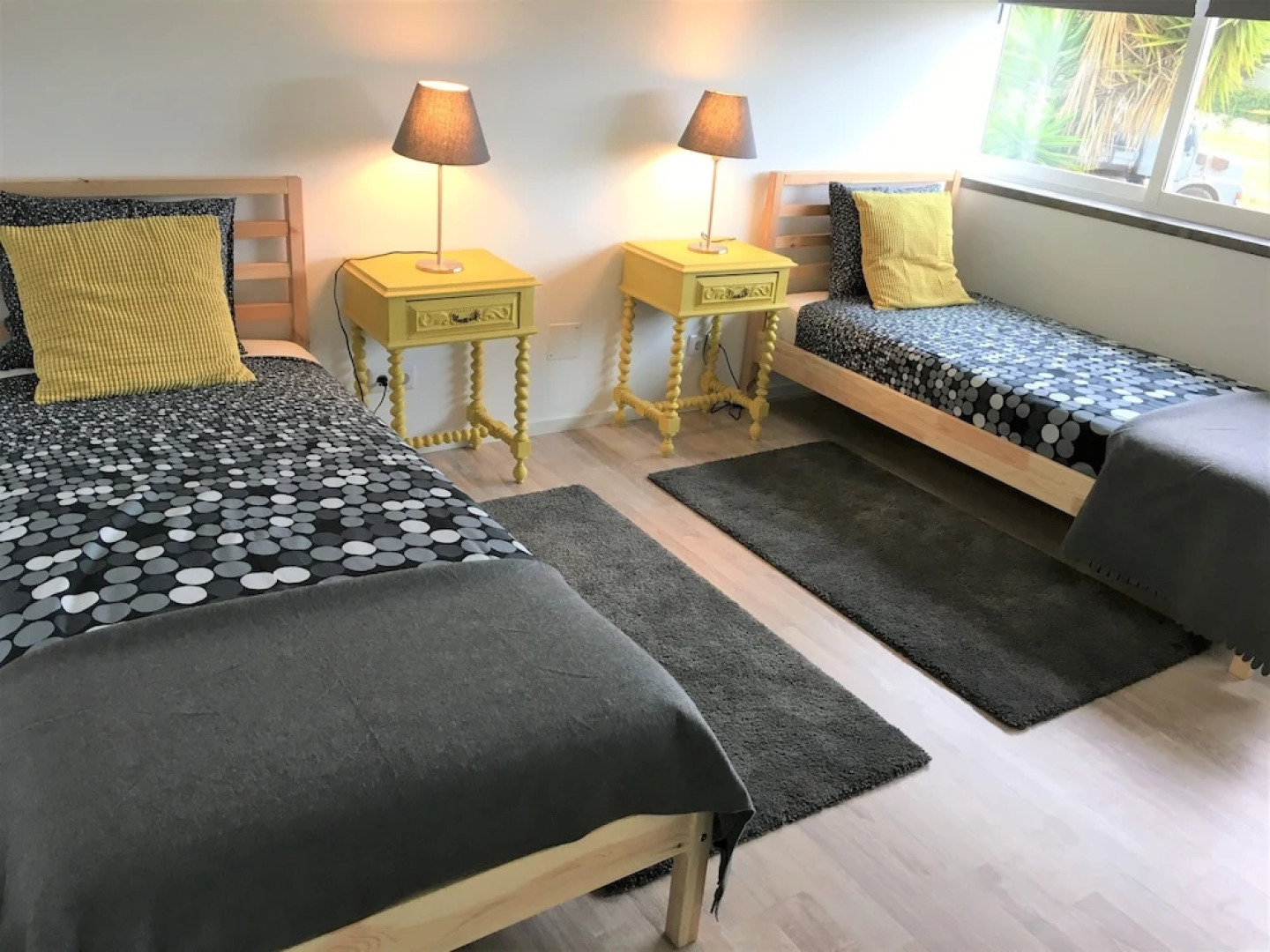 Byseacle - Lisbon Bike Surf Camp