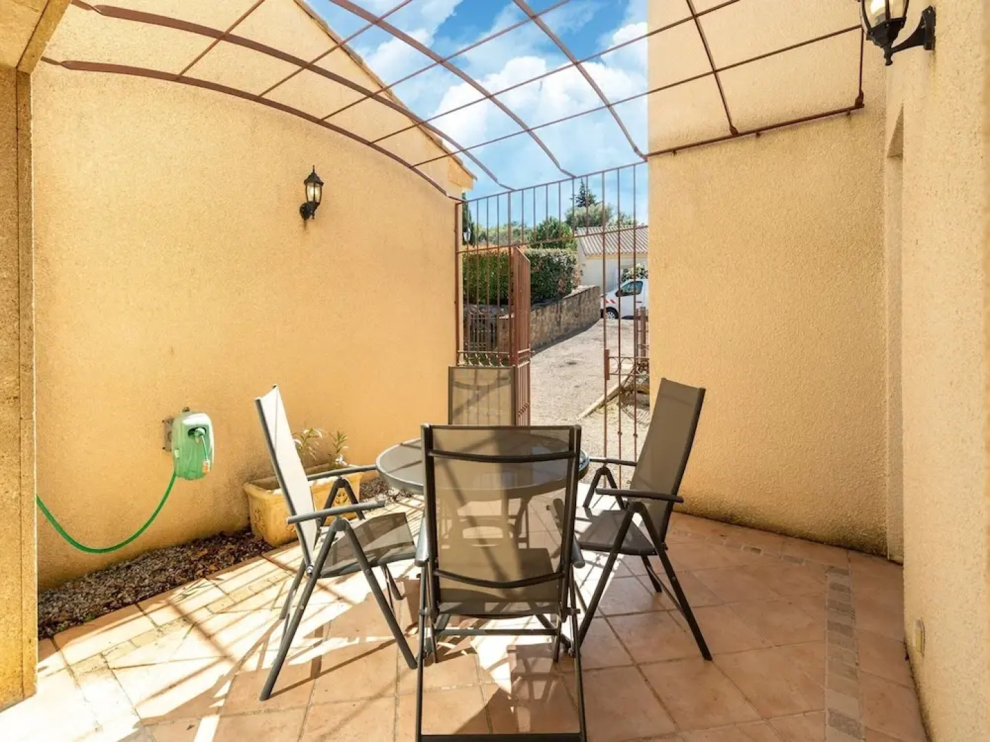 Villa in Montbrun With Pool and Mountain Views