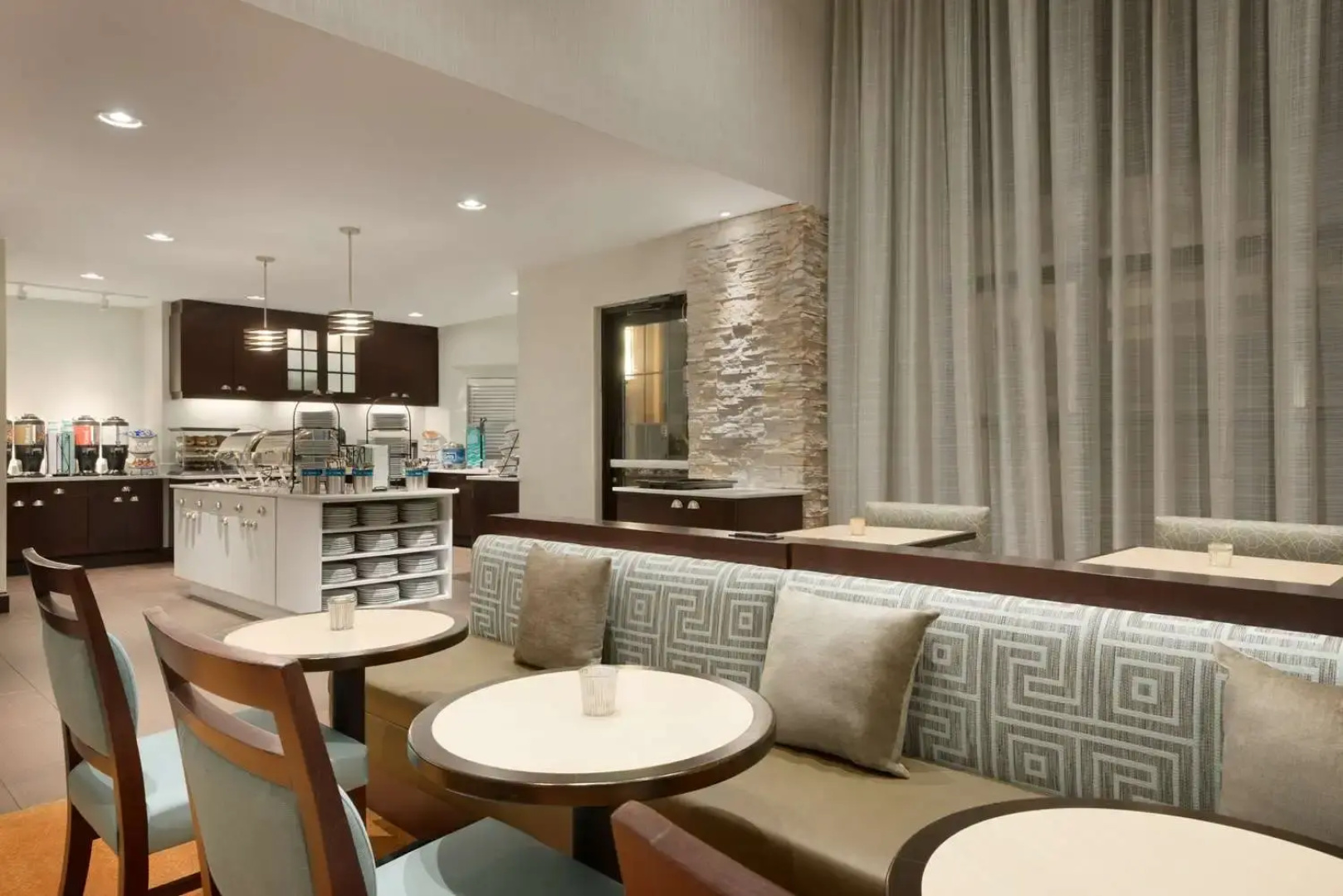 Homewood Suites Jacksonville Deerwood Park