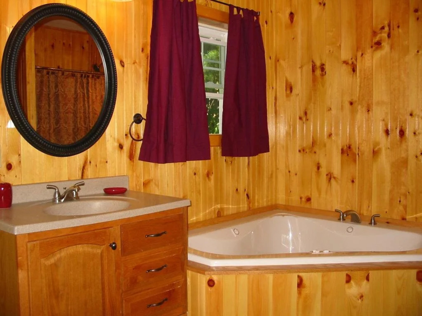 Angel Rock Waterfront Cottages and Vacation Homes