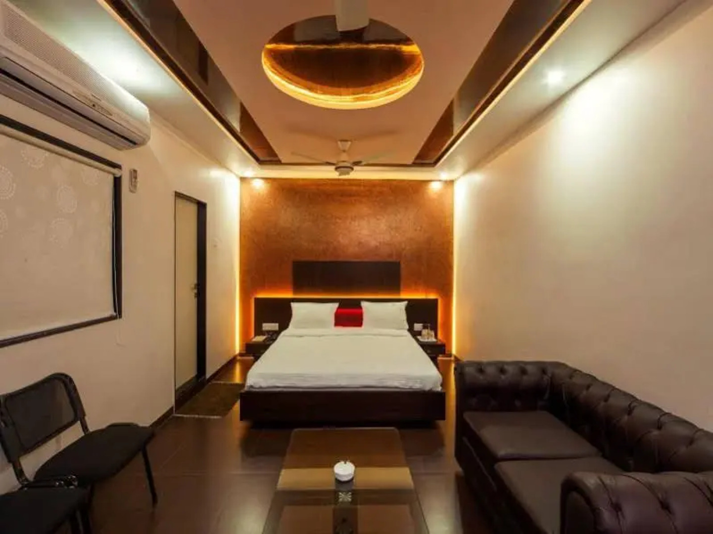 Vista Rooms at Sardar Bazar