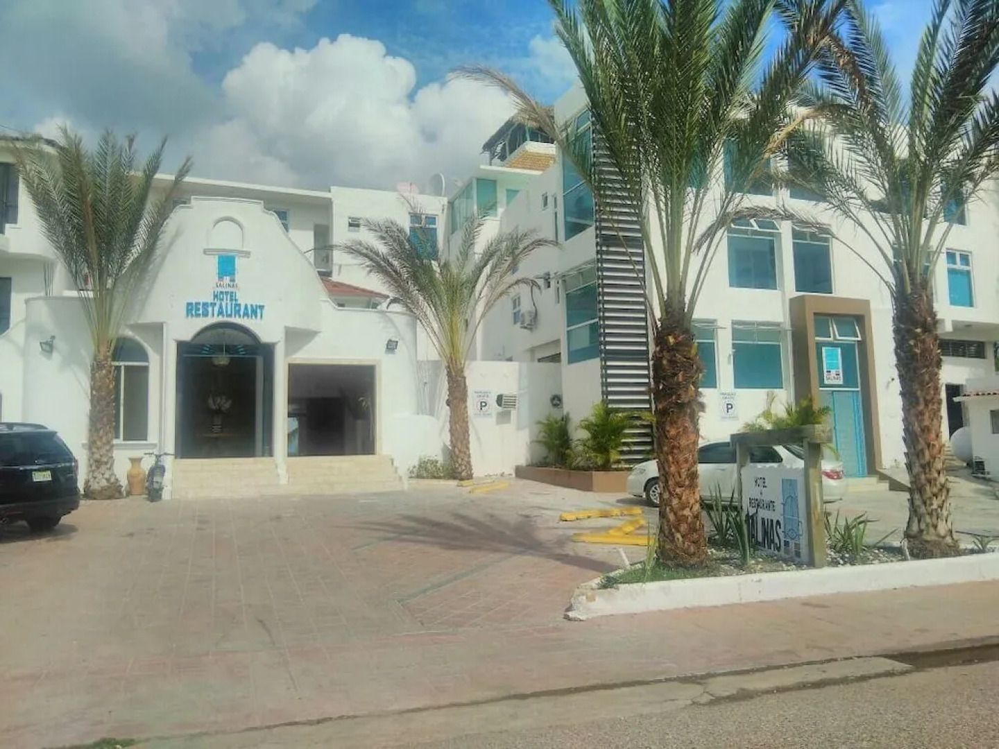 Hotel Salinas