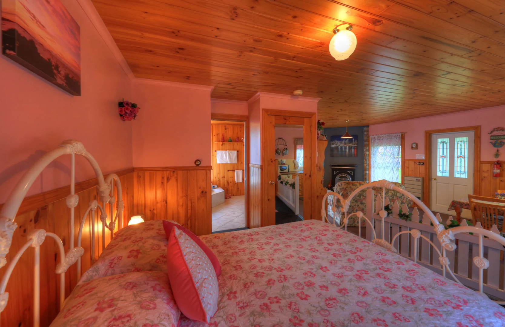 Rosebank Cottage Collection