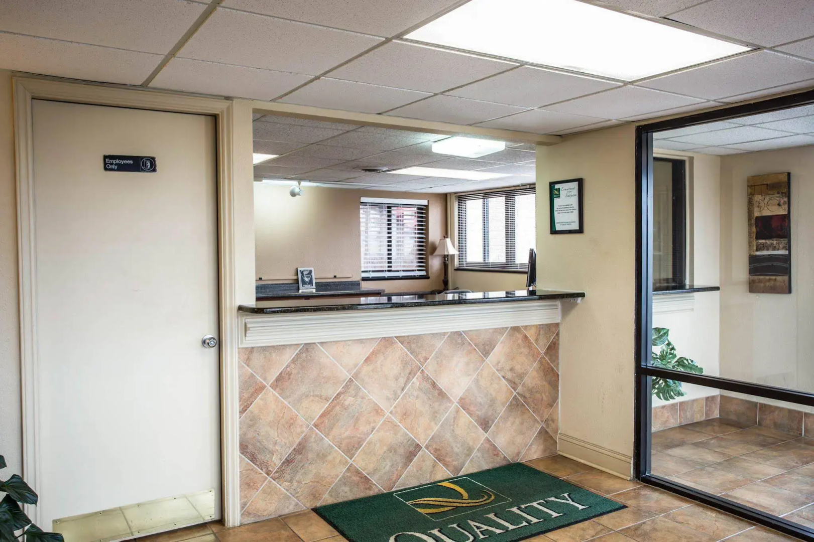 Quality Inn & Suites Monroe
