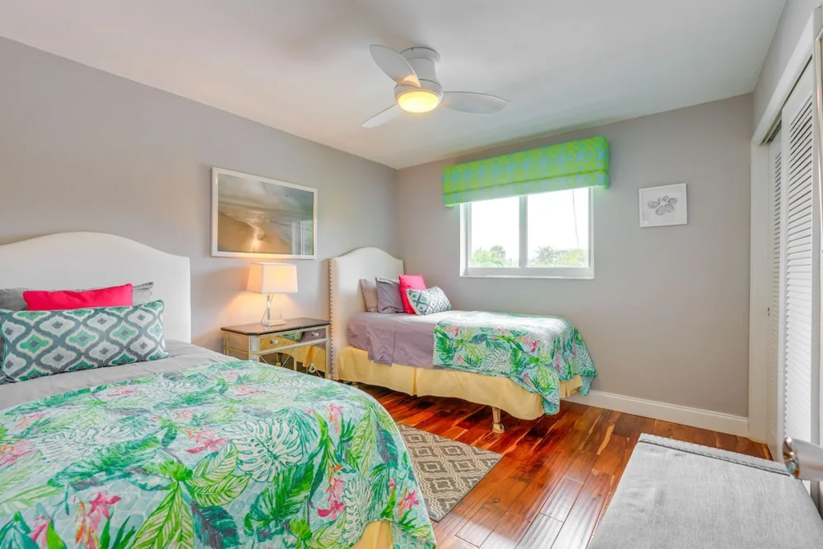 Cozy Singer Island Condo: Walk to Beach & Marina!