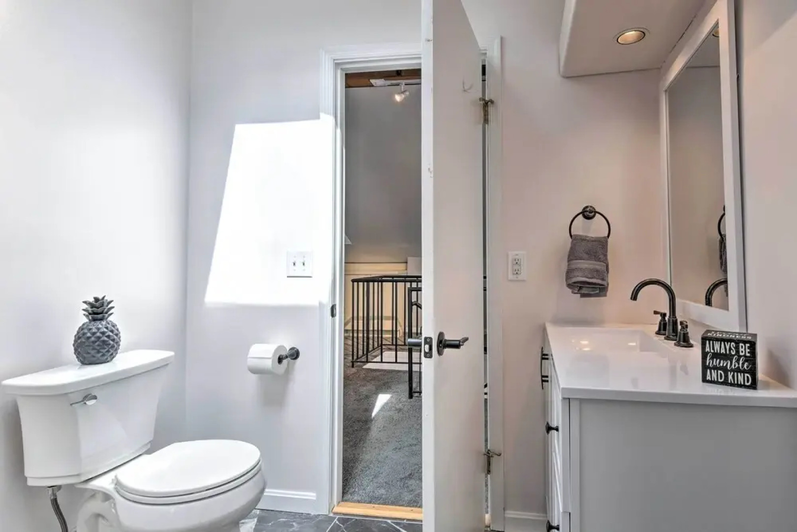 Vernon Township Home w/ Deck on Golf Course