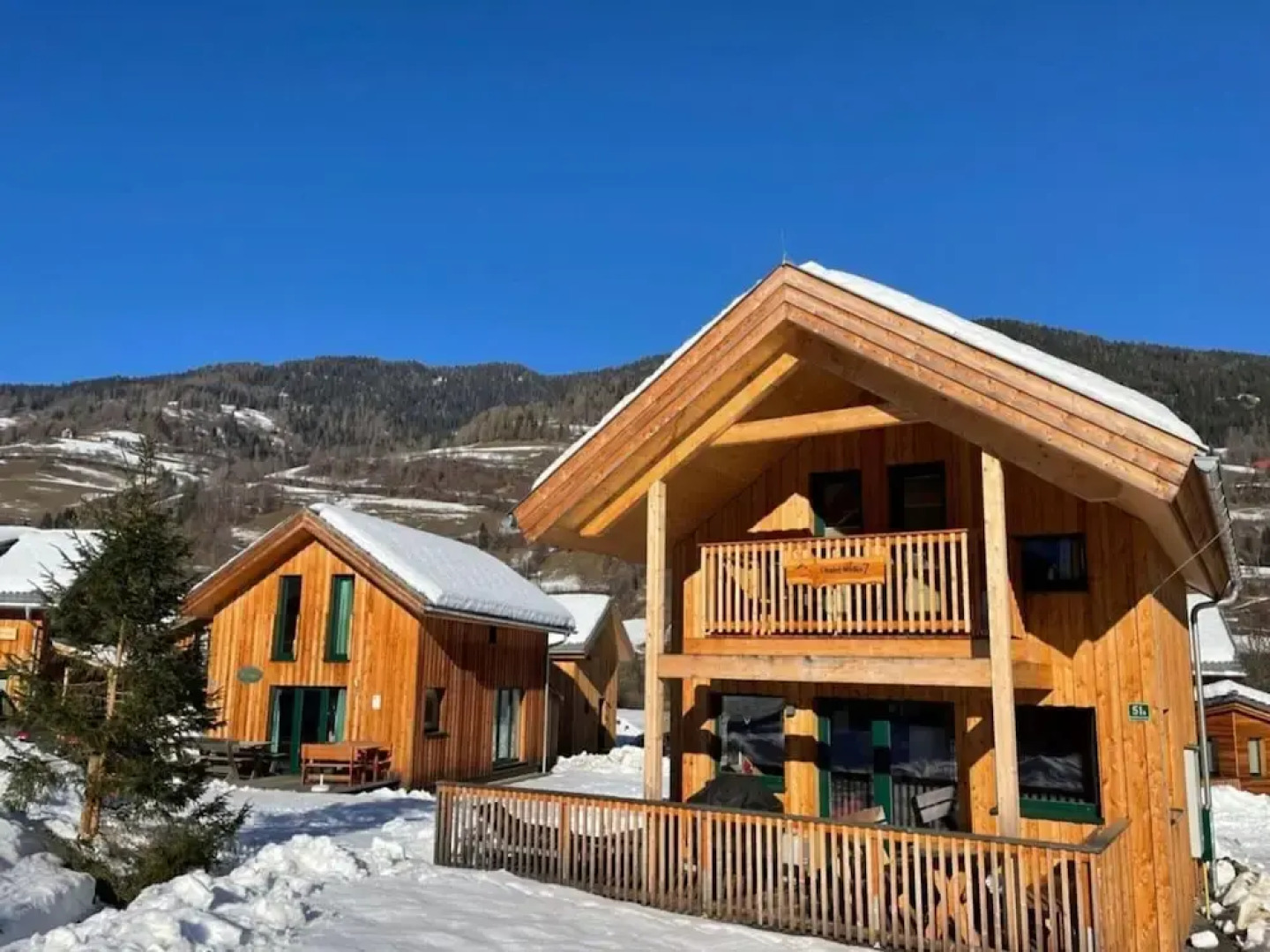 Appealing Chalet Near ski Slope