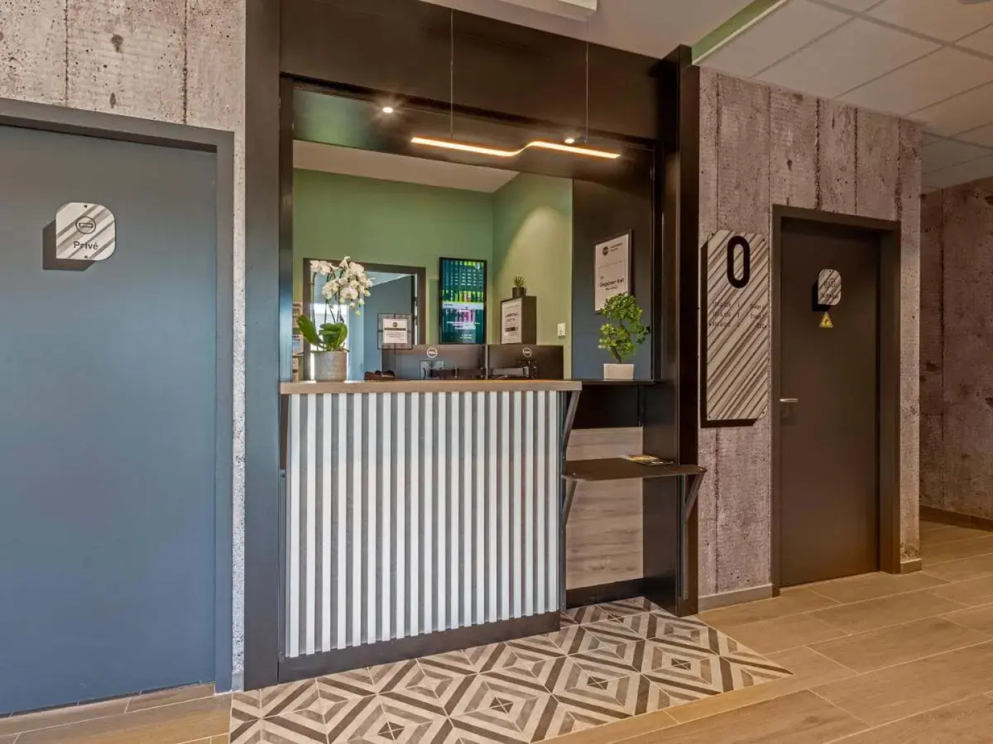 B&B HOTEL Landerneau Bois Noir