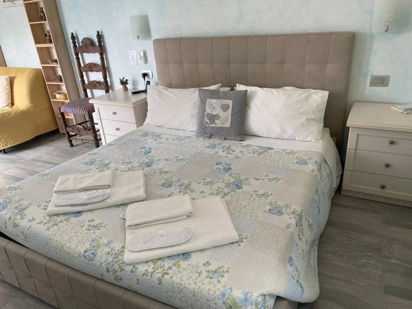 Hotel Diffuso Il Portichetto sulla collina a Vezio Perledo