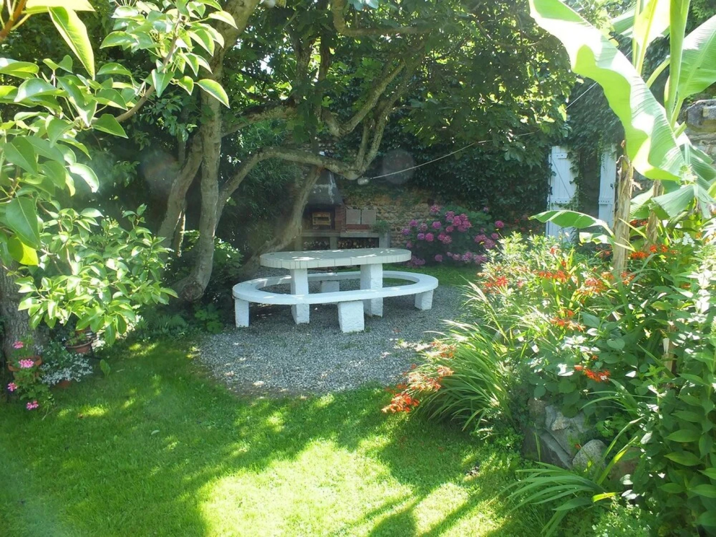 House With 2 Bedrooms in Vielle-adour, With Wonderful Mountain View, F