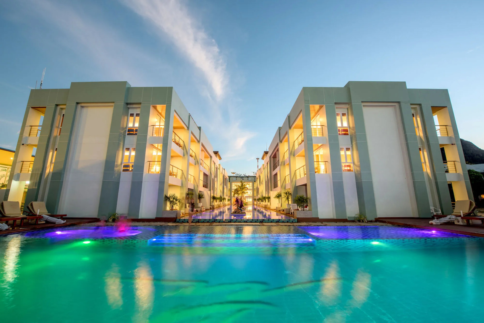 Phi Phi Harbour View Hotel