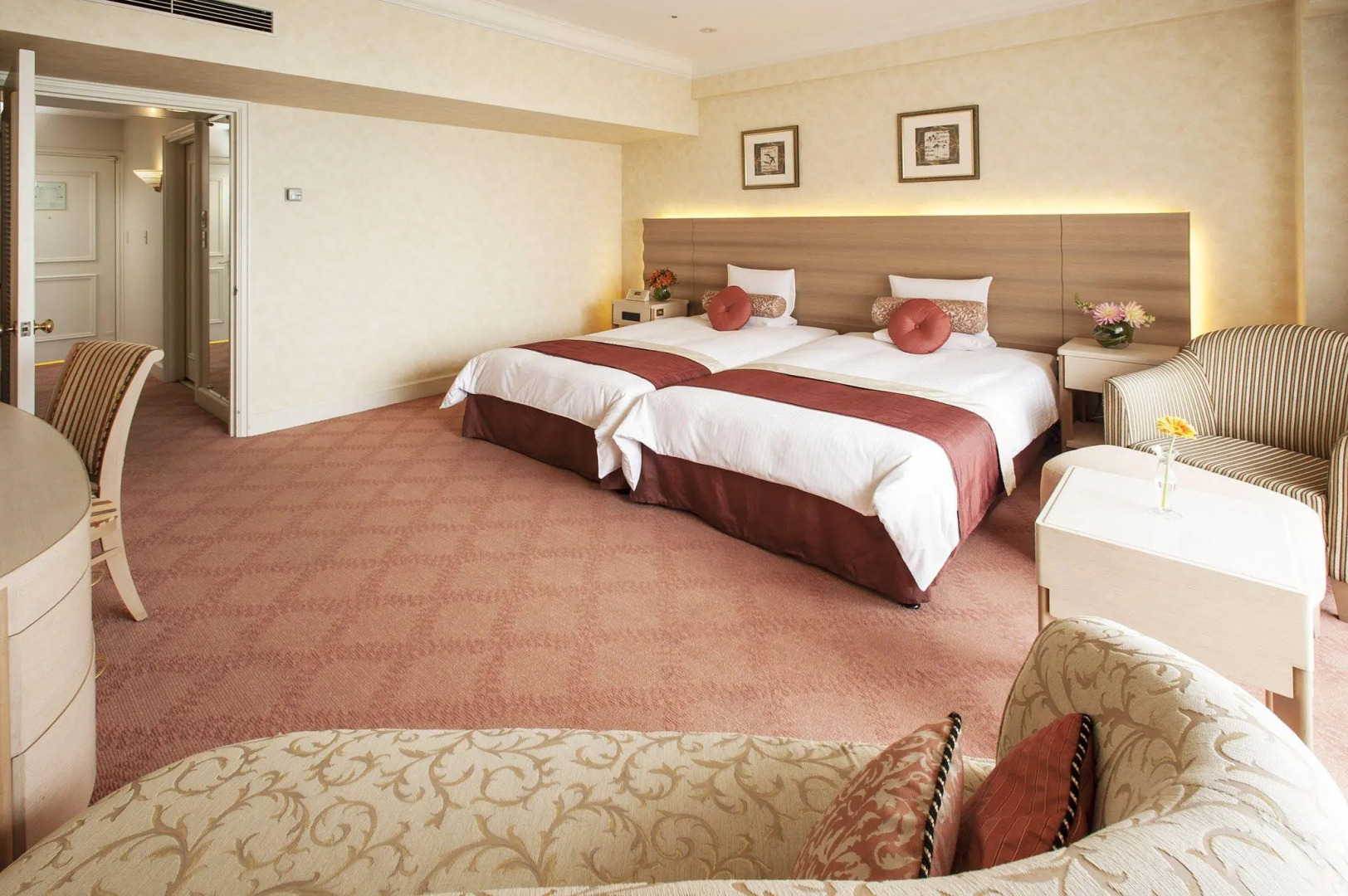 Отель Okura Tokyo Bay