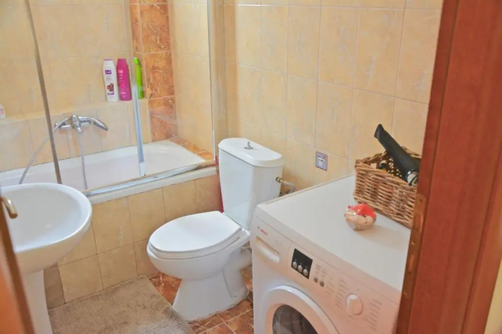 Alex Superior Apartment