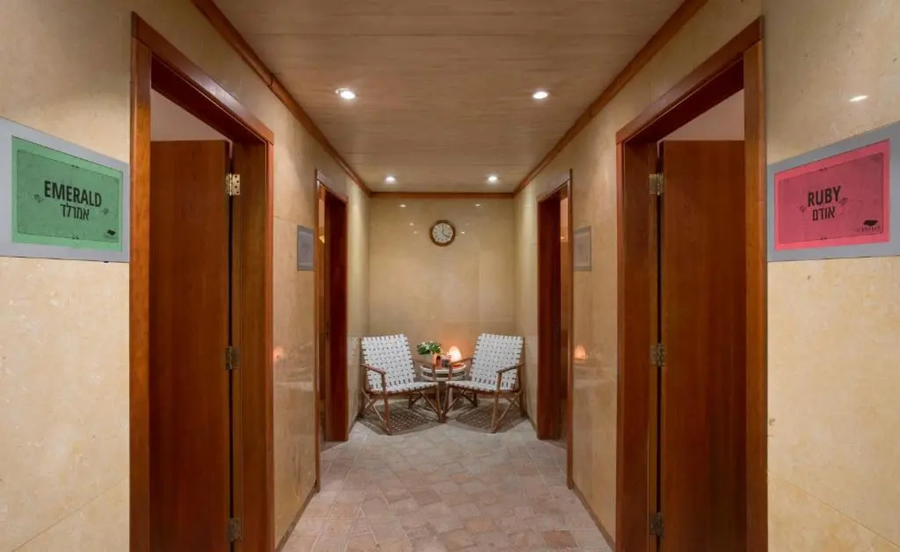 Gai Beach Resort Spa Hotel