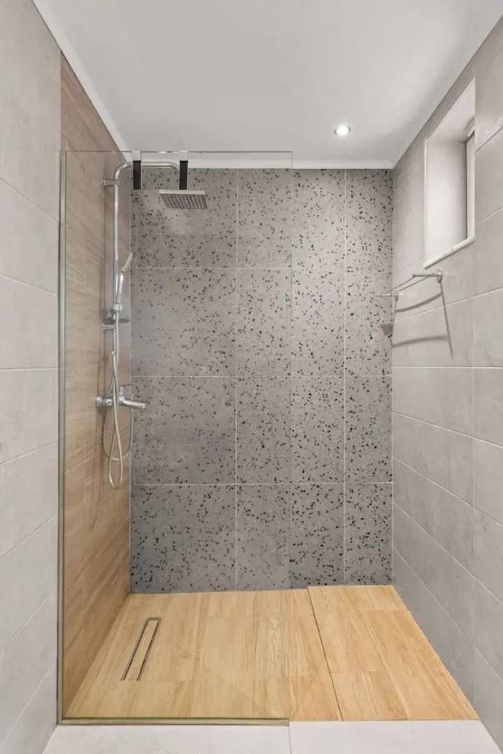 ammos stegna studios