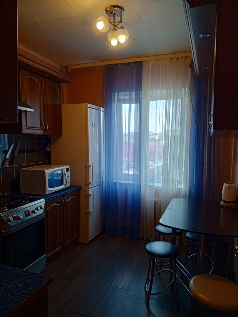 Апартаменты на проспекте Космонавтов 15