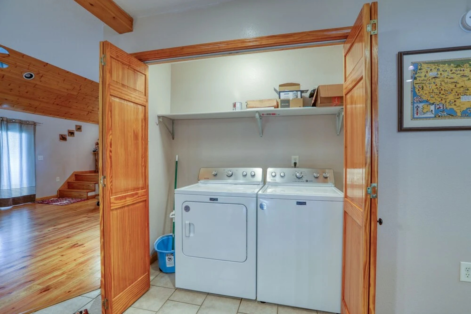 Smoky Mountain Getaway 3 Bedroom Cabin by RedAwning