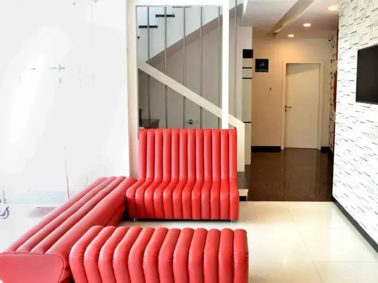 OYO 963 Hotel Rumaya