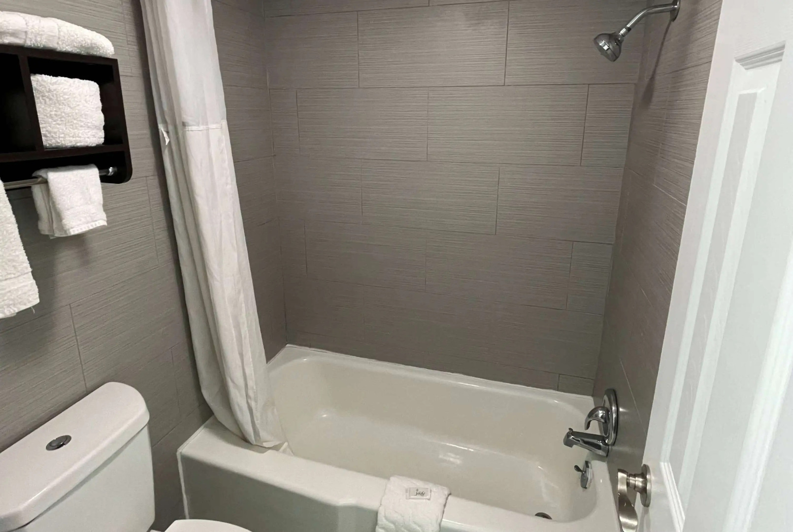 Days Inn by Wyndham Calhoun GA I-75 and US-41