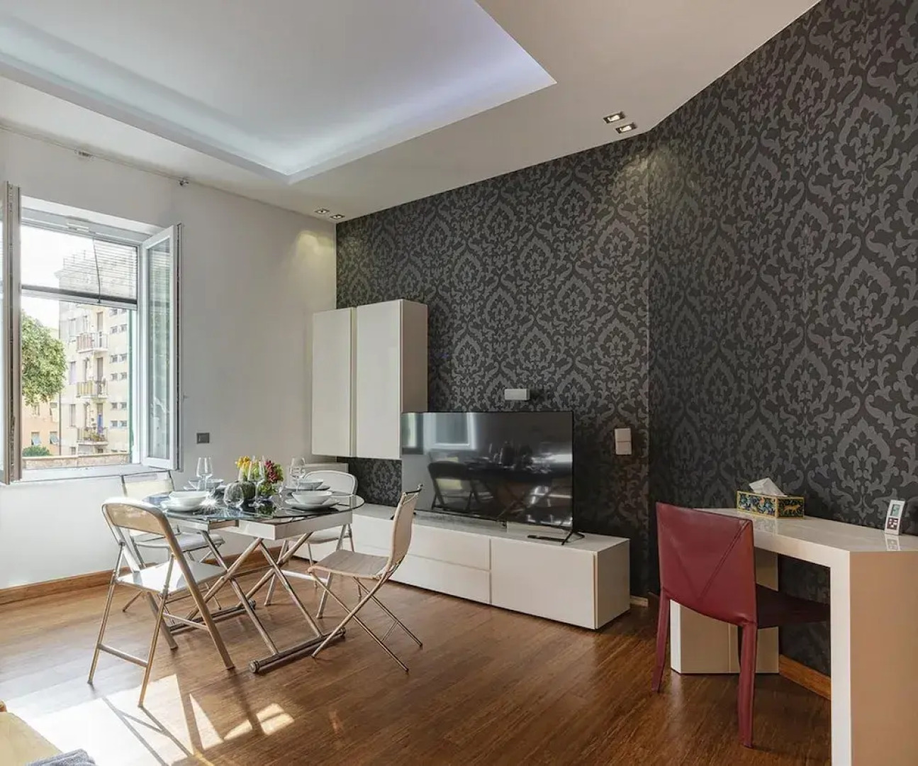 Vernazzola Family Apartment