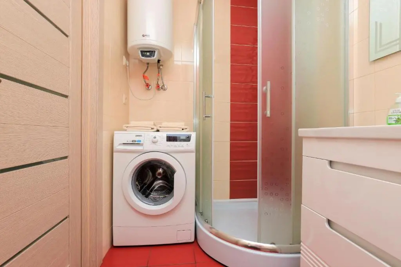 Apartment on Obolonskiy Prospect 16V