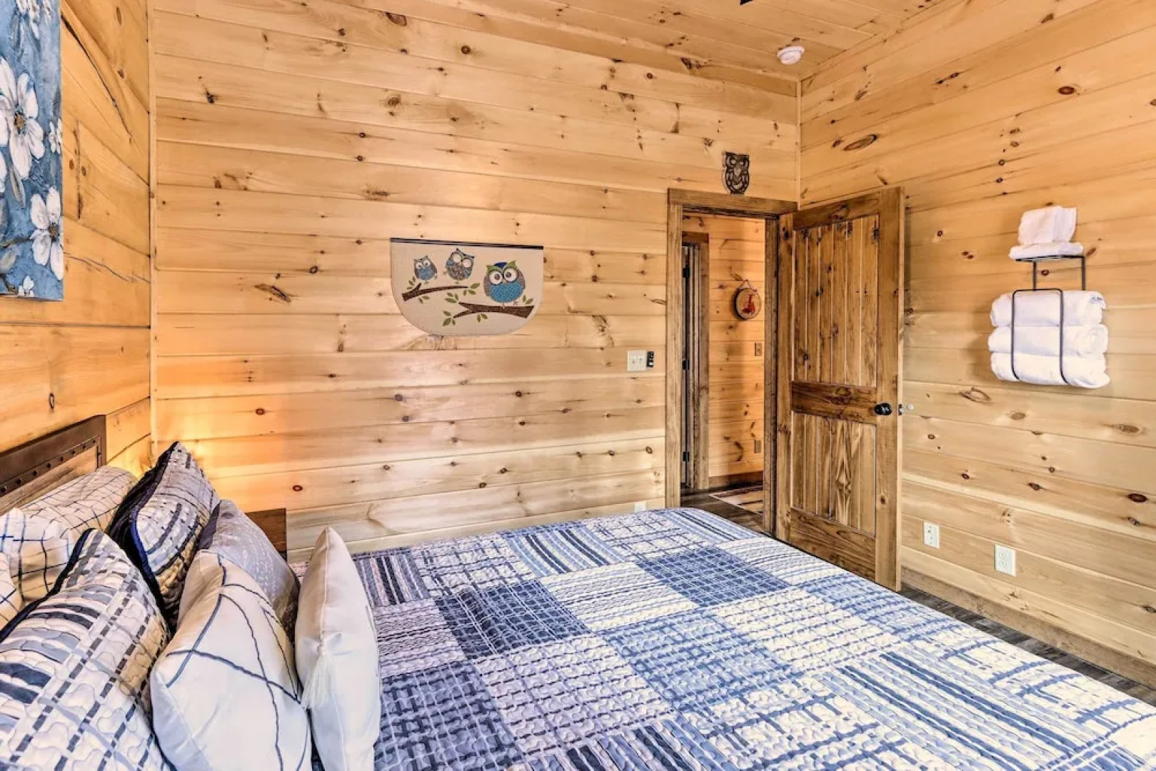 Coosawattee River Resort Cabin w/ Private Hot Tub!