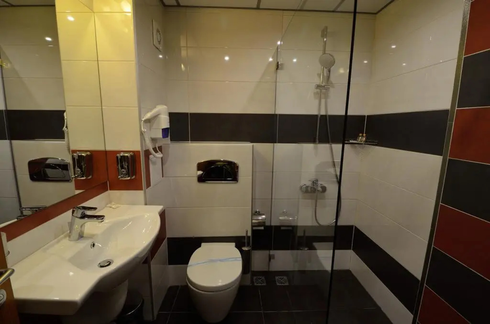 Jasmin Hotel